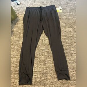 Full length midrise joggers